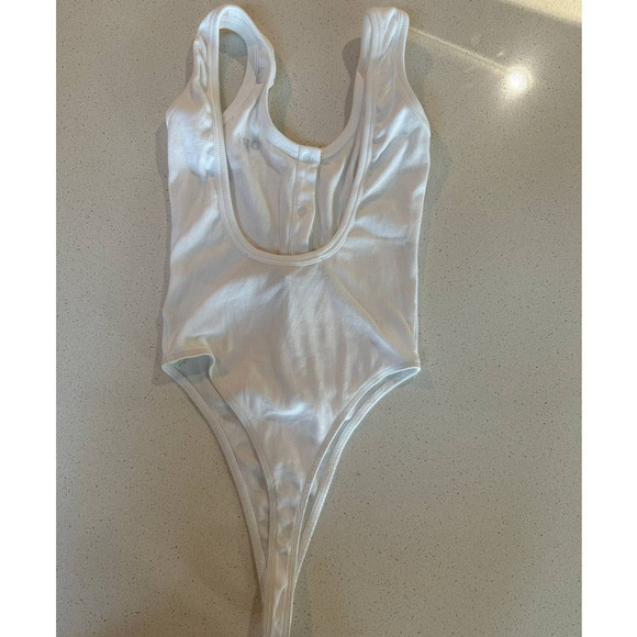 Off-white Open back Printed Ribbed Cotton-blend Jersey Bodysuit - Picture 5 of 12